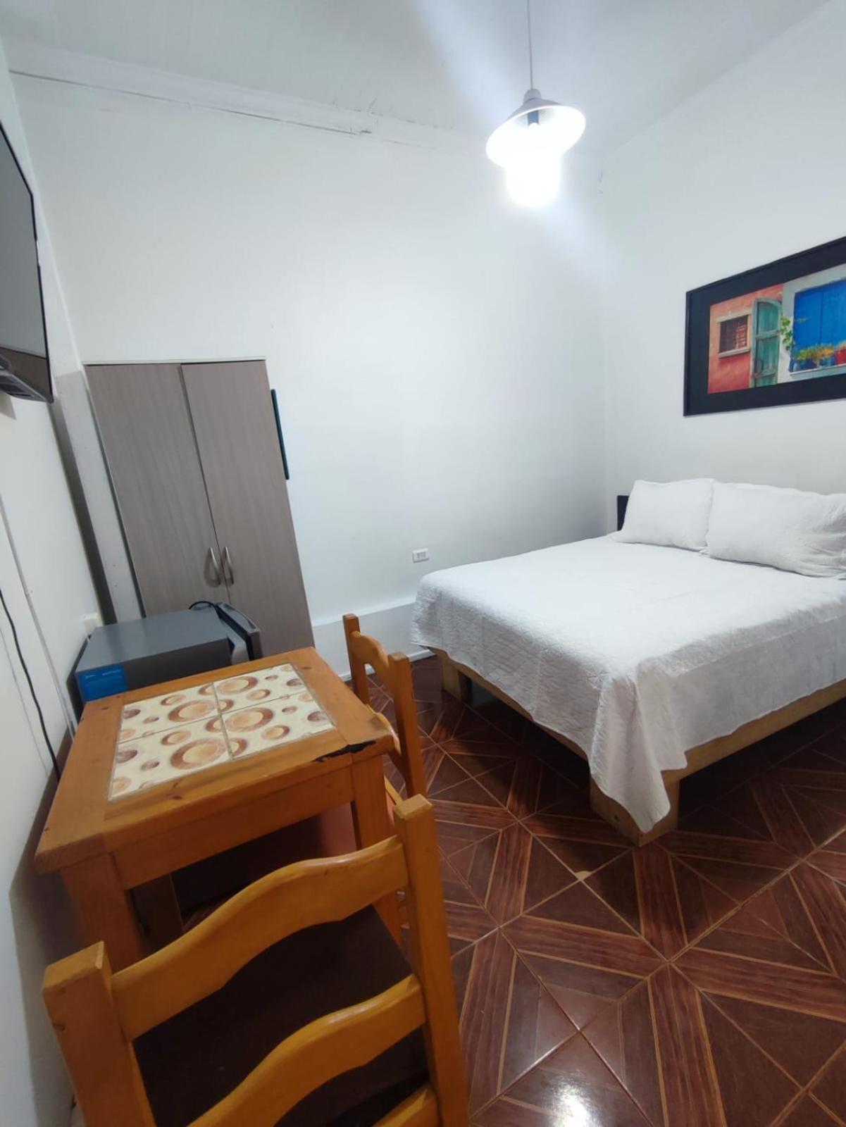 Hostal Vicmar Vina del Mar Zewnętrze zdjęcie